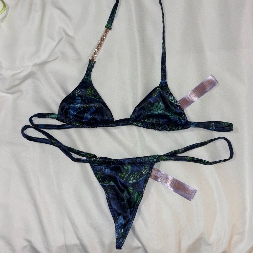 NWOT Savage X Fenty Navy and Green Butterfly Lingerie Set